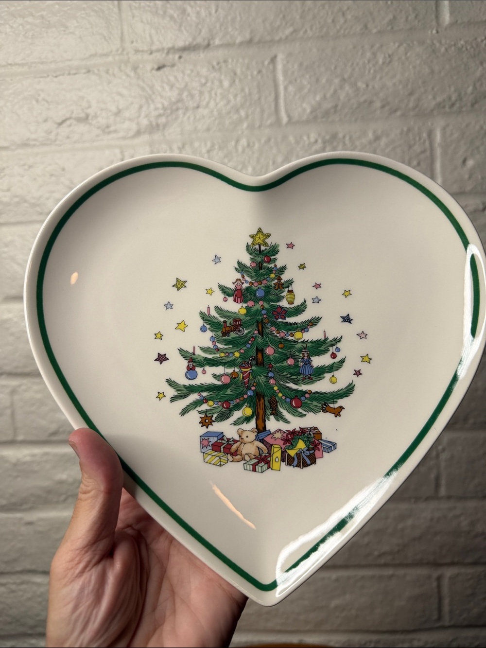 Nikko Vintage Christmas Time Holiday Heart Shaped Dish Plate Japan 9”